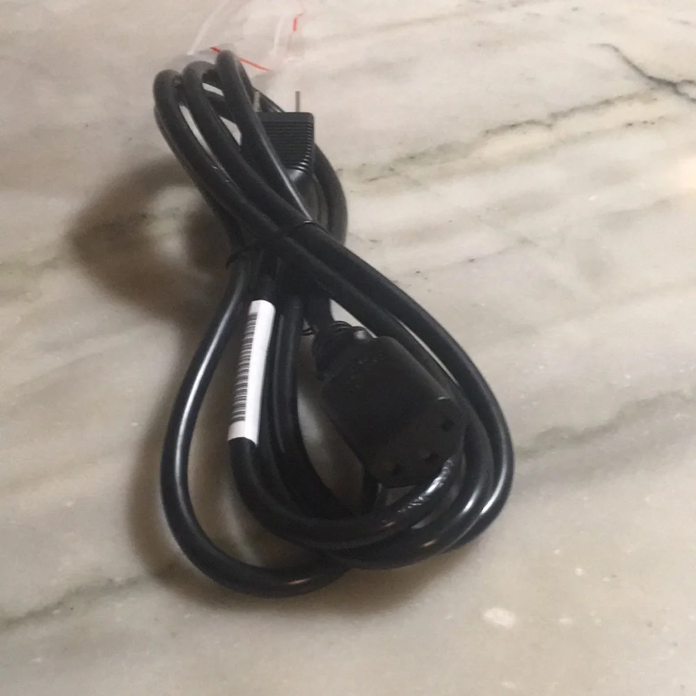 NWT 3 piece (benfei/hdmi/power)